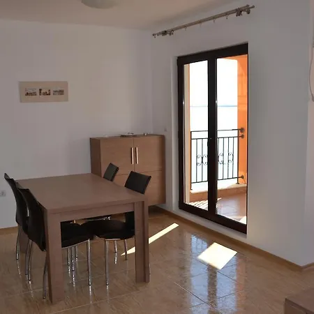 Marina Cape - Bulgaria Apartments *